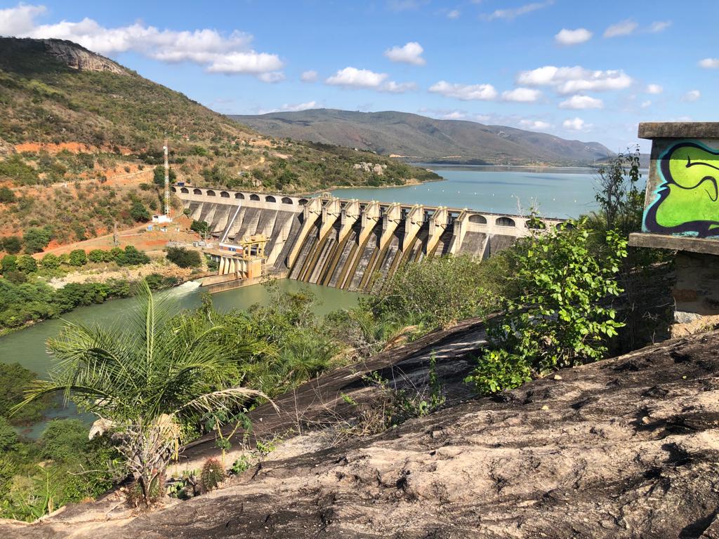 Prefeitura de Jequié iniciou a urbanização do ponto turístico Mirante da Sereia, na Barragem da Pedra Prefeitura de Jequié iniciou a urbanização do ponto turístico Mirante da Sereia, na Barragem da Pedra