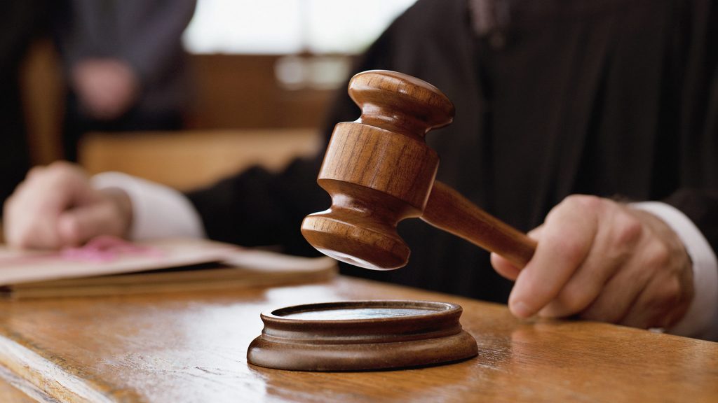 Homem é condenado a 14 anos de prisão por homicídio na BR-324 Homem é condenado a 14 anos de prisão por homicídio na BR-324