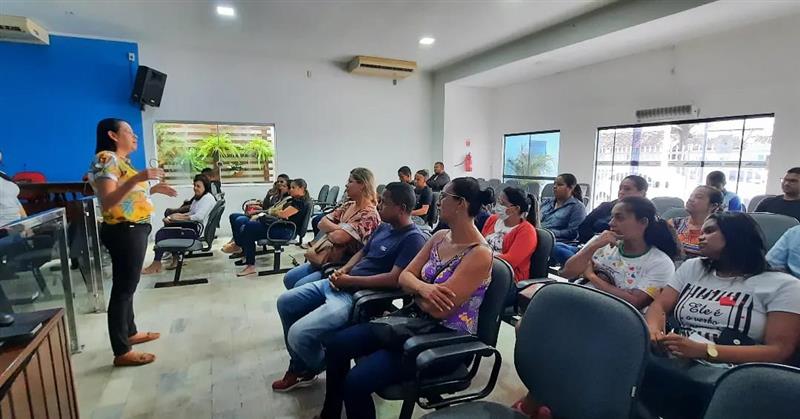 Prefeitura de Jitaúna, através da Secretaria de Educação implantam primeira etapa de sistematização da rede pública municipal Prefeitura de Jitaúna, através da Secretaria de Educação implantam primeira etapa de sistematização da rede pública municipal