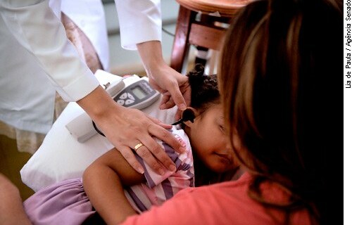 Teste da orelhinha: médico explica importância do exame nos primeiros meses de idade Teste da orelhinha: médico explica importância do exame nos primeiros meses de idade