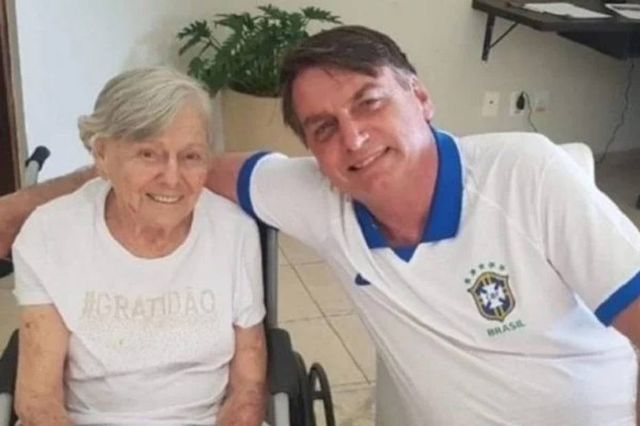 Mãe do Presidente Bolsonaro morreu aos 94 anos Mãe do Presidente Bolsonaro morreu aos 94 anos