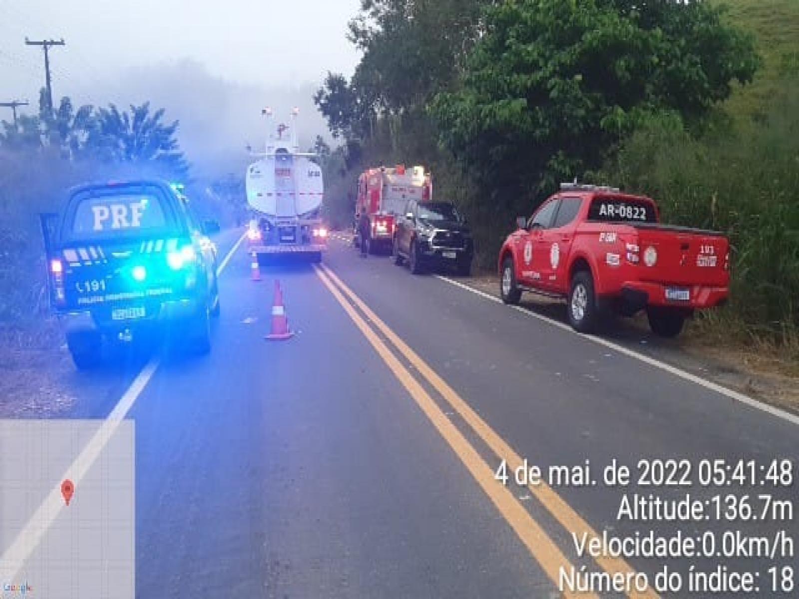 Guarnição de Combate a Incêndio do 8º GBM/ Jequié atende ocorrência de Vazamento de Combustível na BR 330