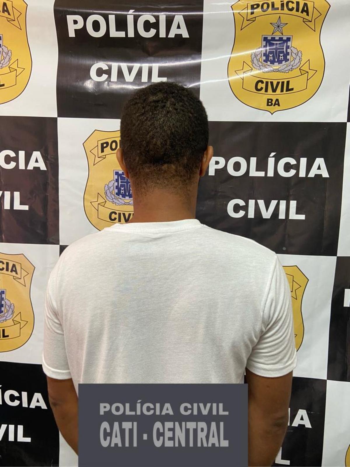 Polícia Civil prende acusado de roubar a moto em Jequié