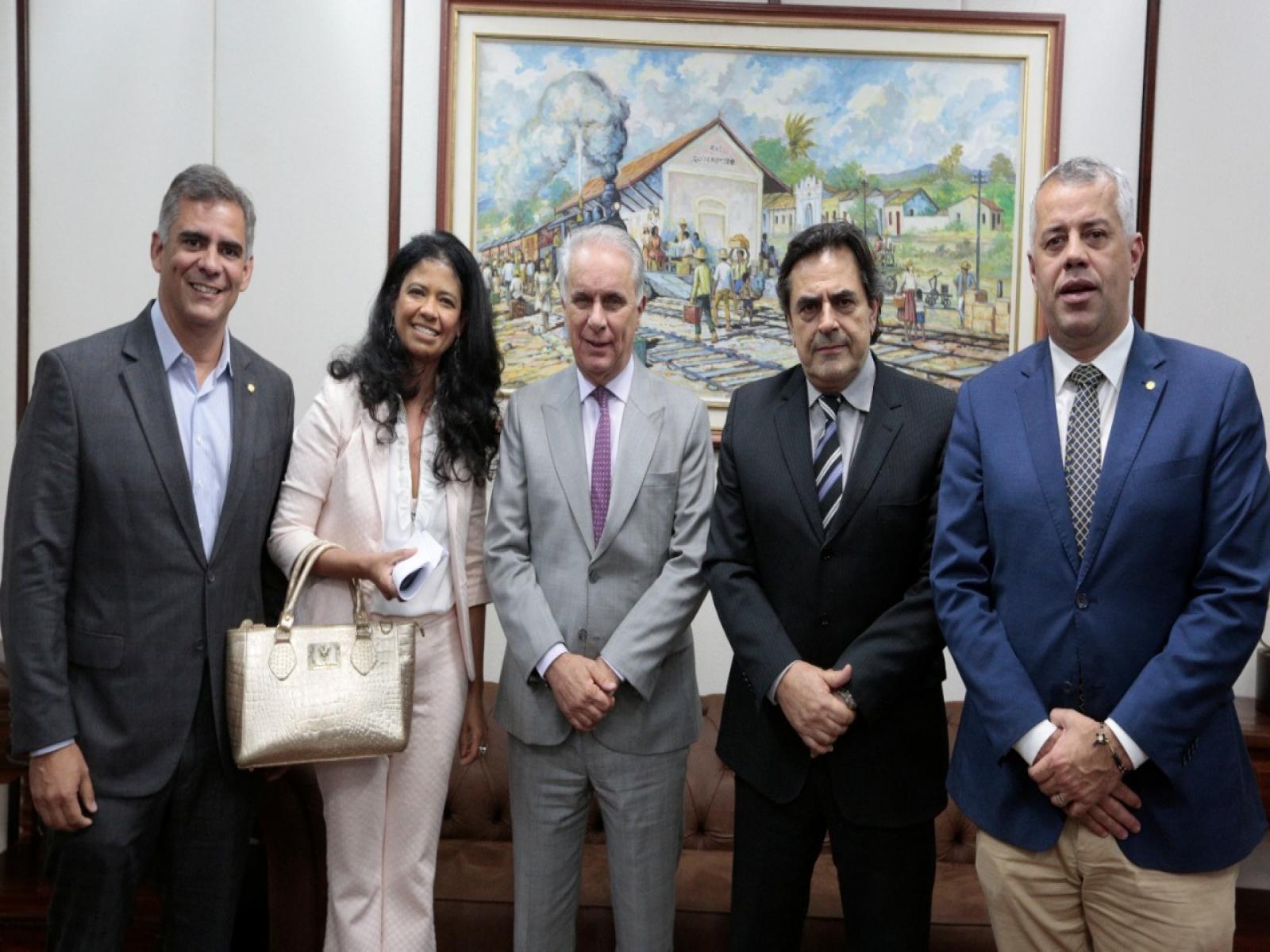 Leur Lomanto Jr pede medida de proteção para lavoura cacaueira em audiência no Ministério da Agricultura