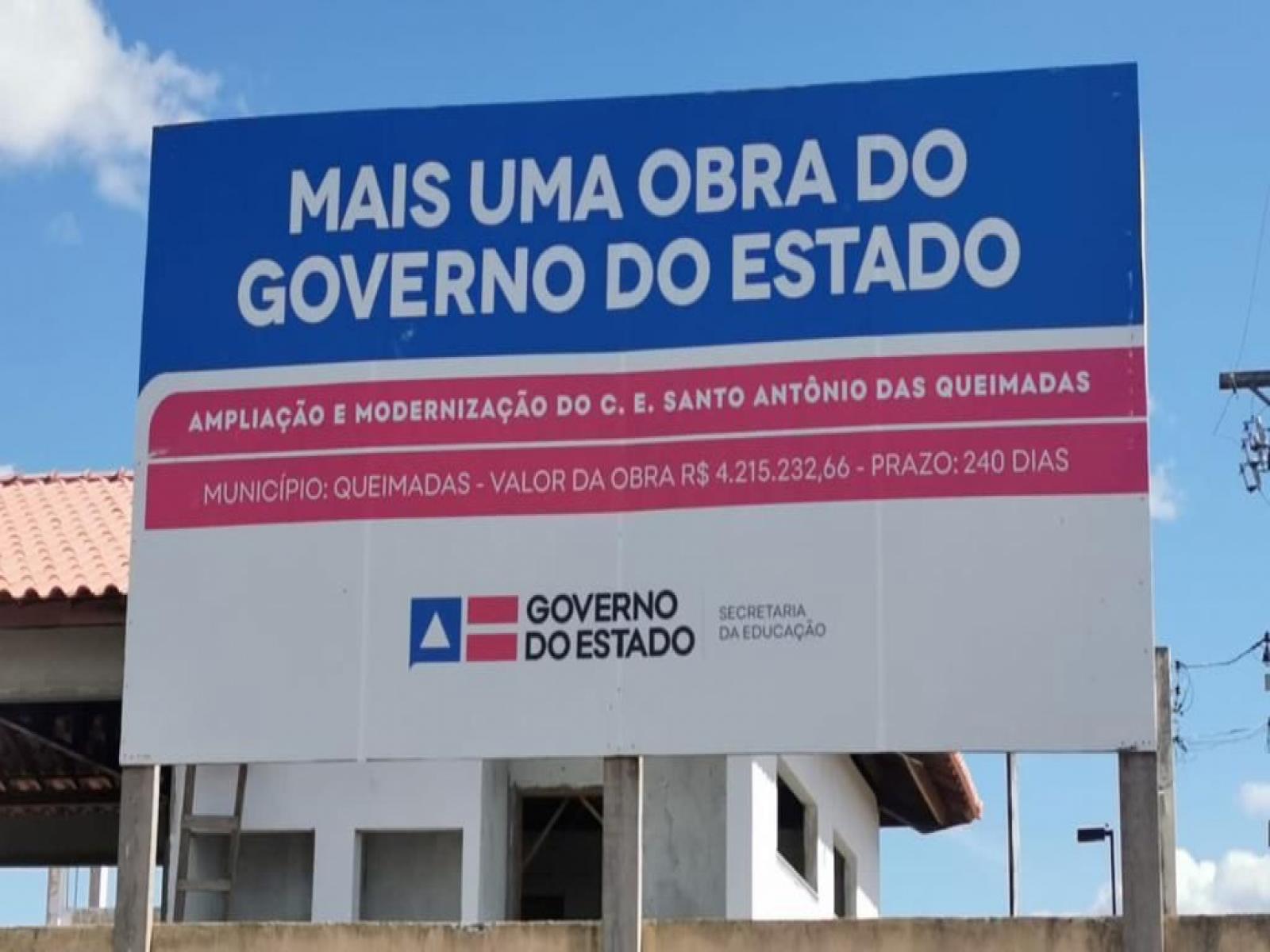 Oposição cobra explicação do governo sobre obra escolar que desabou há uma semana