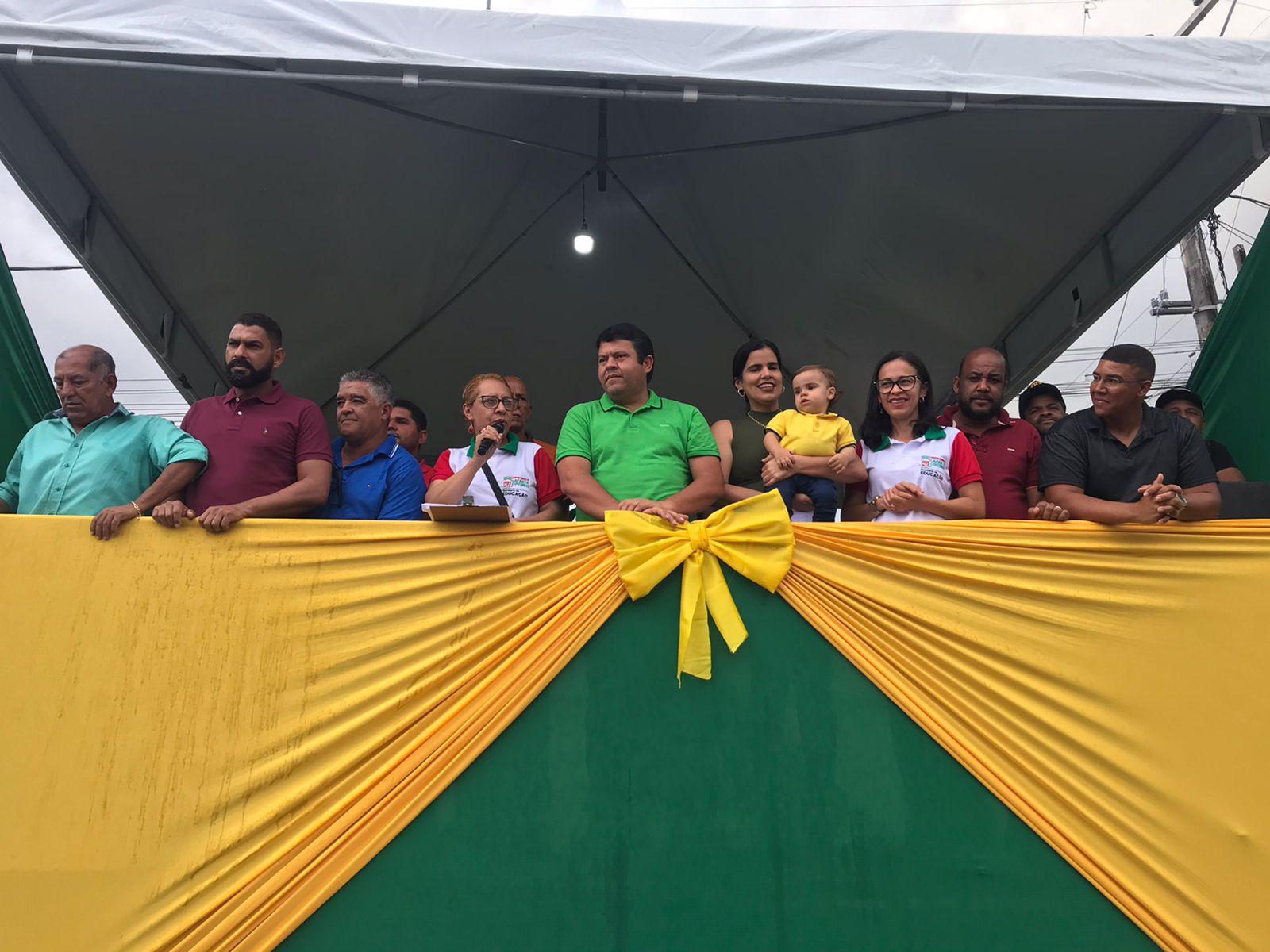 Desfile de 7 de setembro em Lafaiete Coutinho emocionou o público