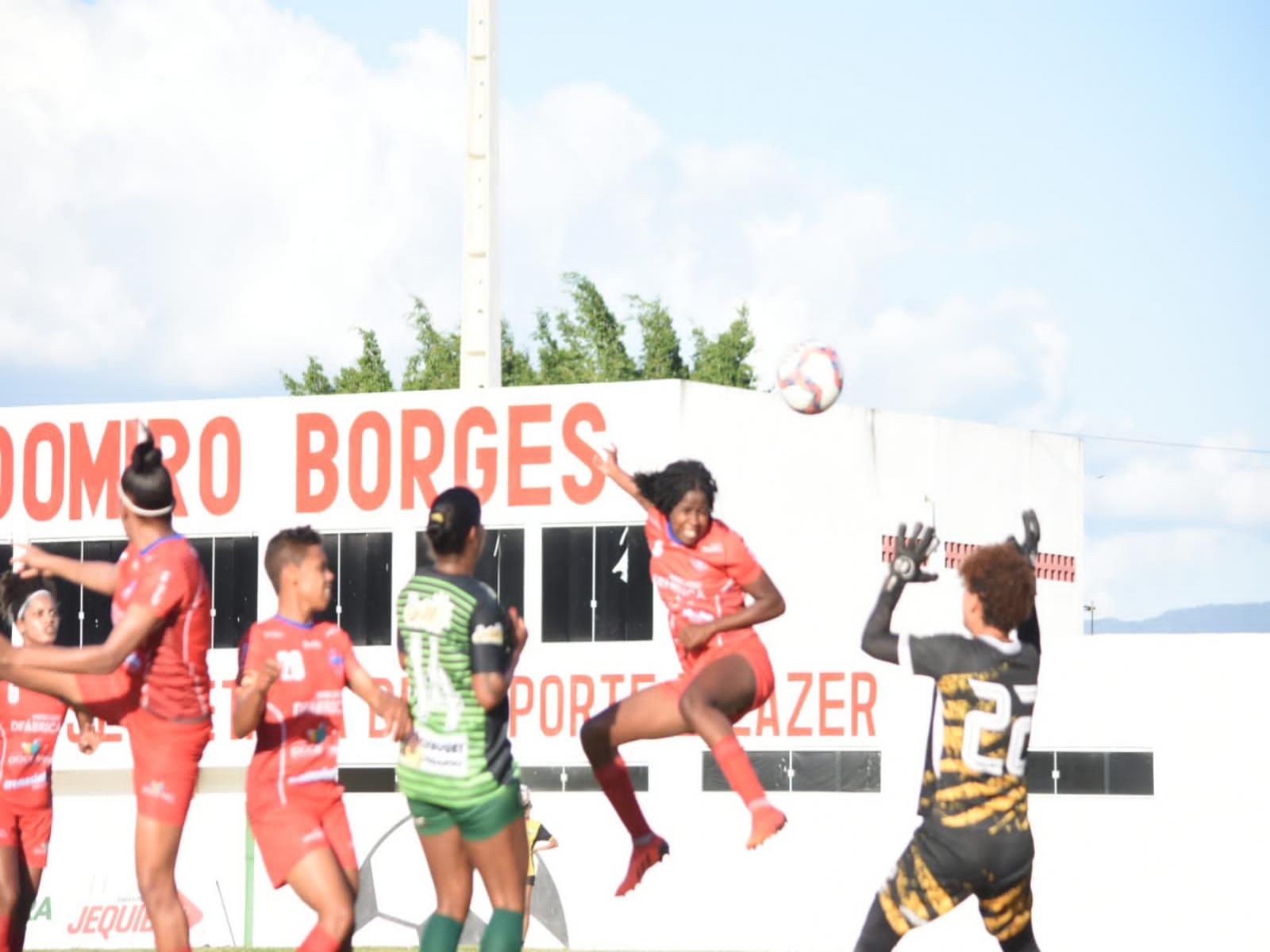 Doce Mel vence o Lusaca no Waldomirão por 5 x 1 e se mantém no G4