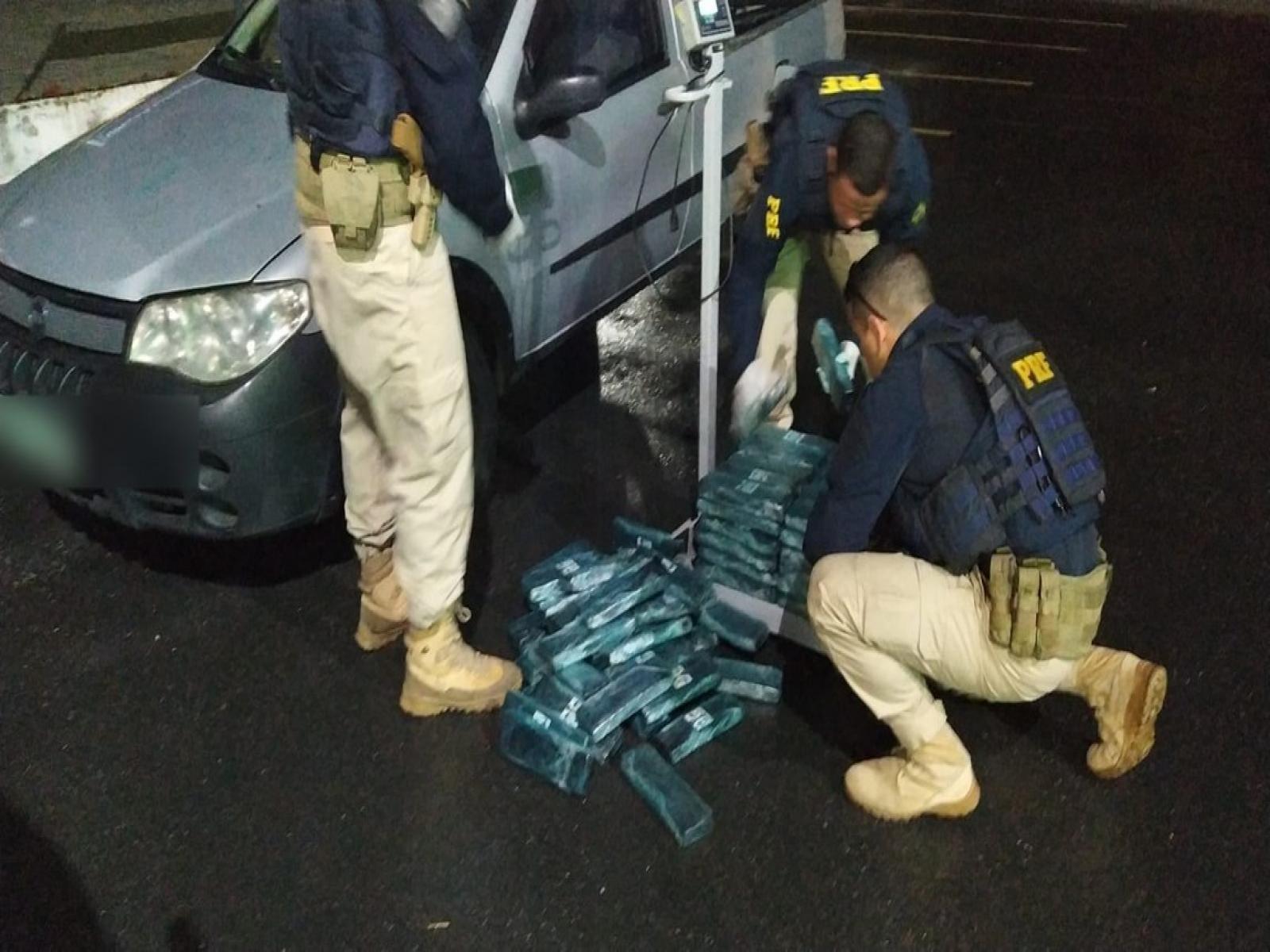 Cocaína e Maconha são apreendidas nas regiões da chapada e sudoeste da Bahia.