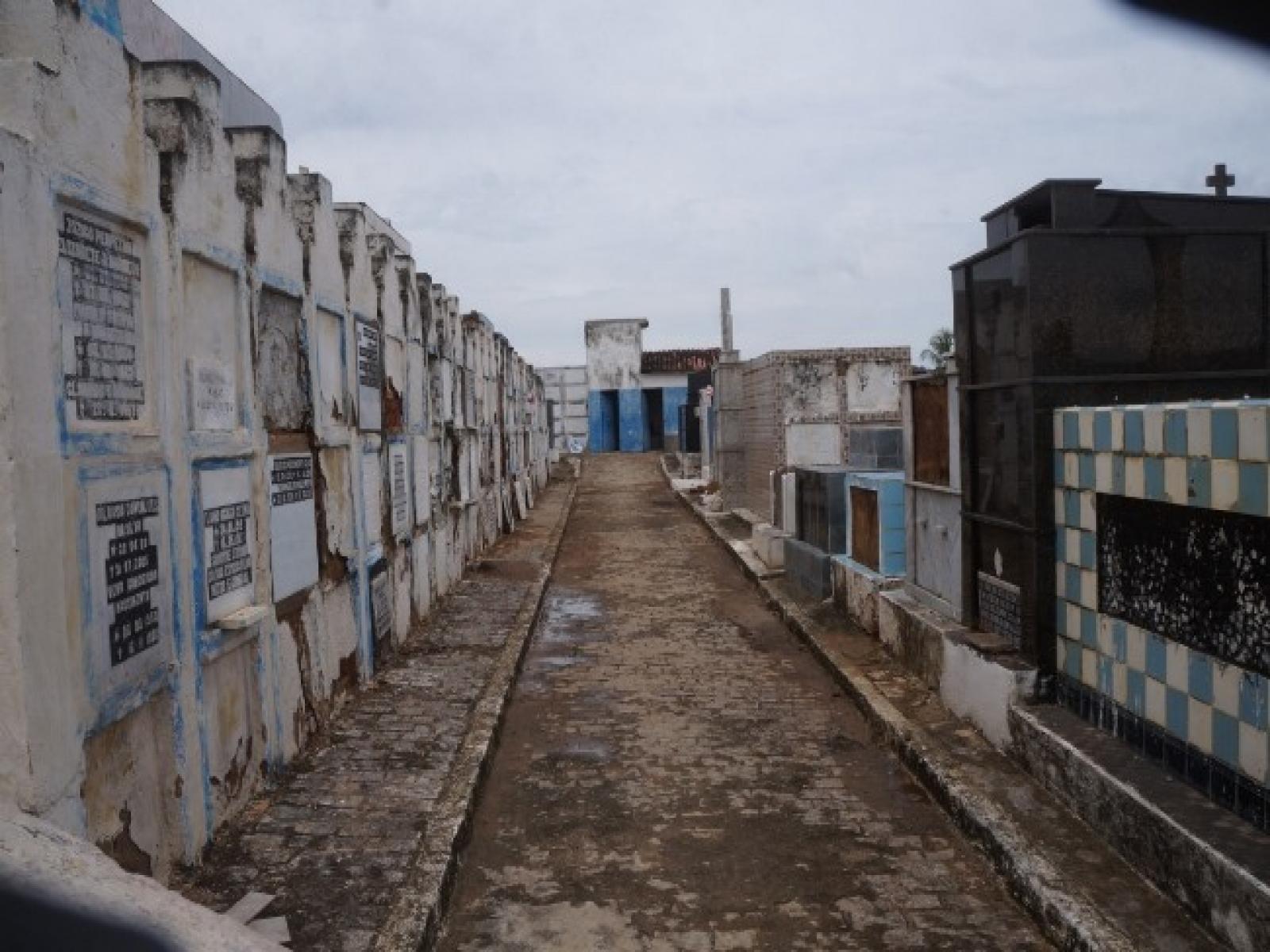 Prefeitura de Jequié convoca familiares de entes sepultados no Cemitério João Batista a comparecerem ao local para tratar de uso do espaço público