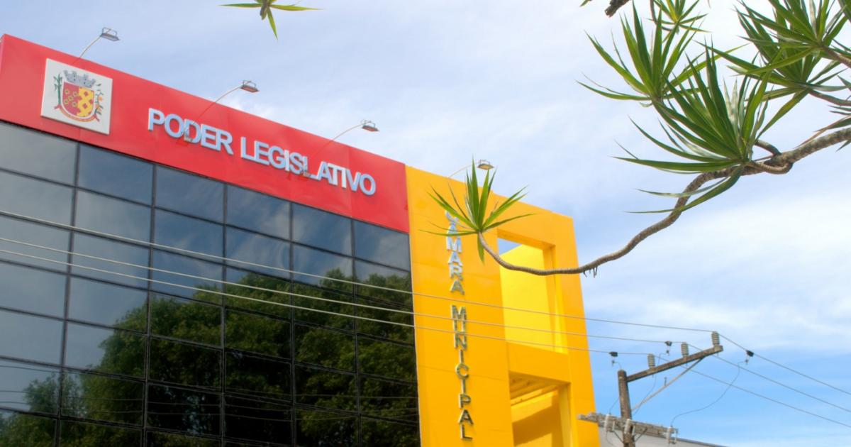 Câmara Municipal de Ilhéus faz acordo com MP para realização de concurso