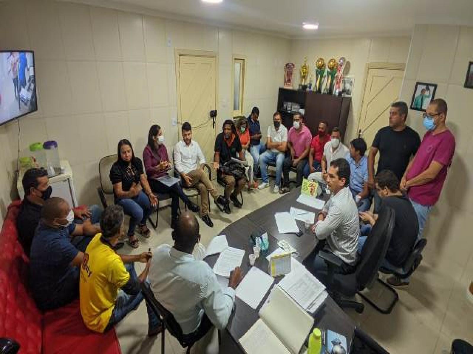 Discussão sobre projeto de regulamentação do serviço mototáxi entra em sua fase decisiva na câmara
