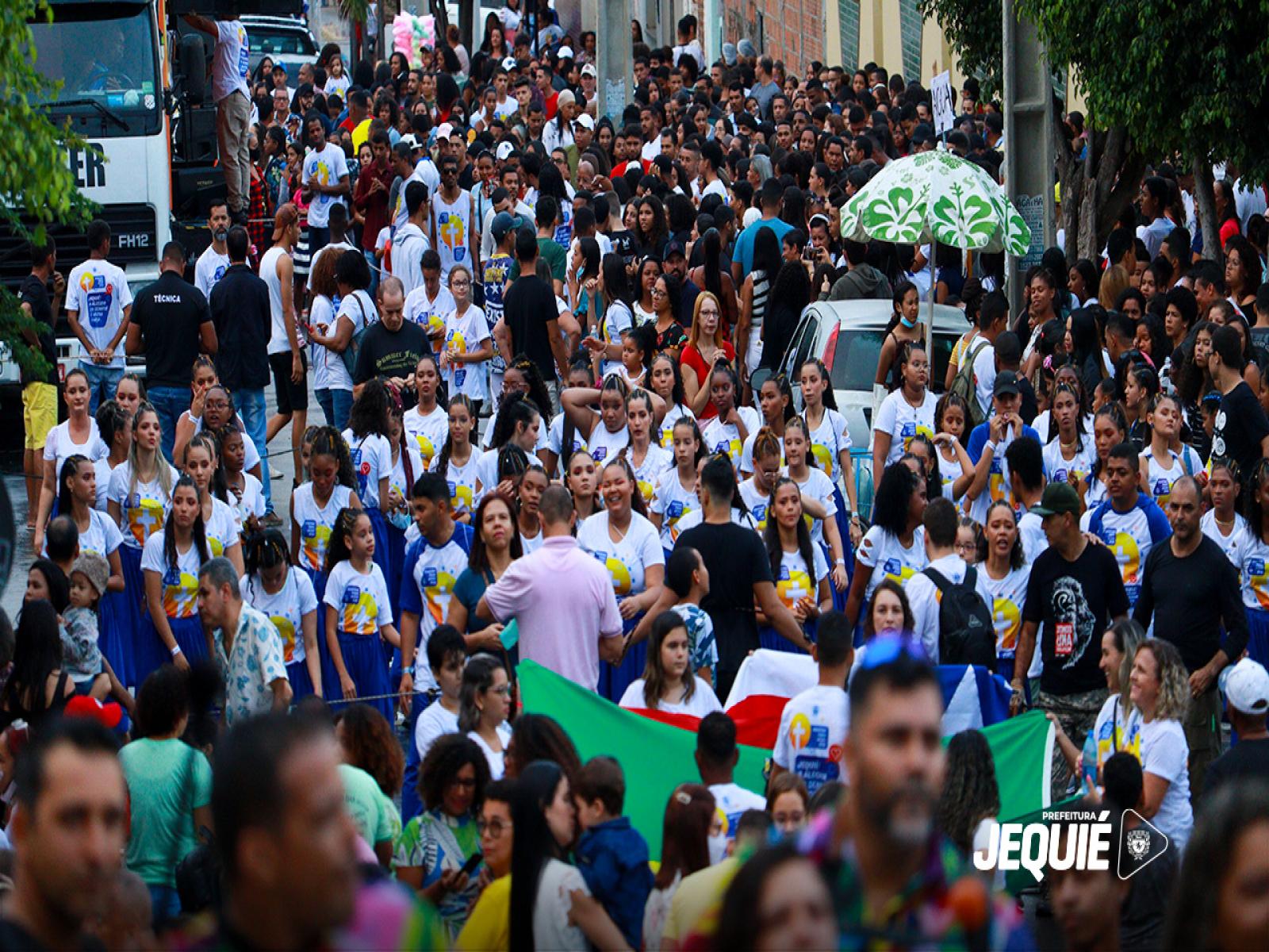 Prefeitura de Jequié e Ordem dos Pastores Evangélicos de Jequié promovem Dia do Evangélico com três dias de evento no Alto da Prefeitura