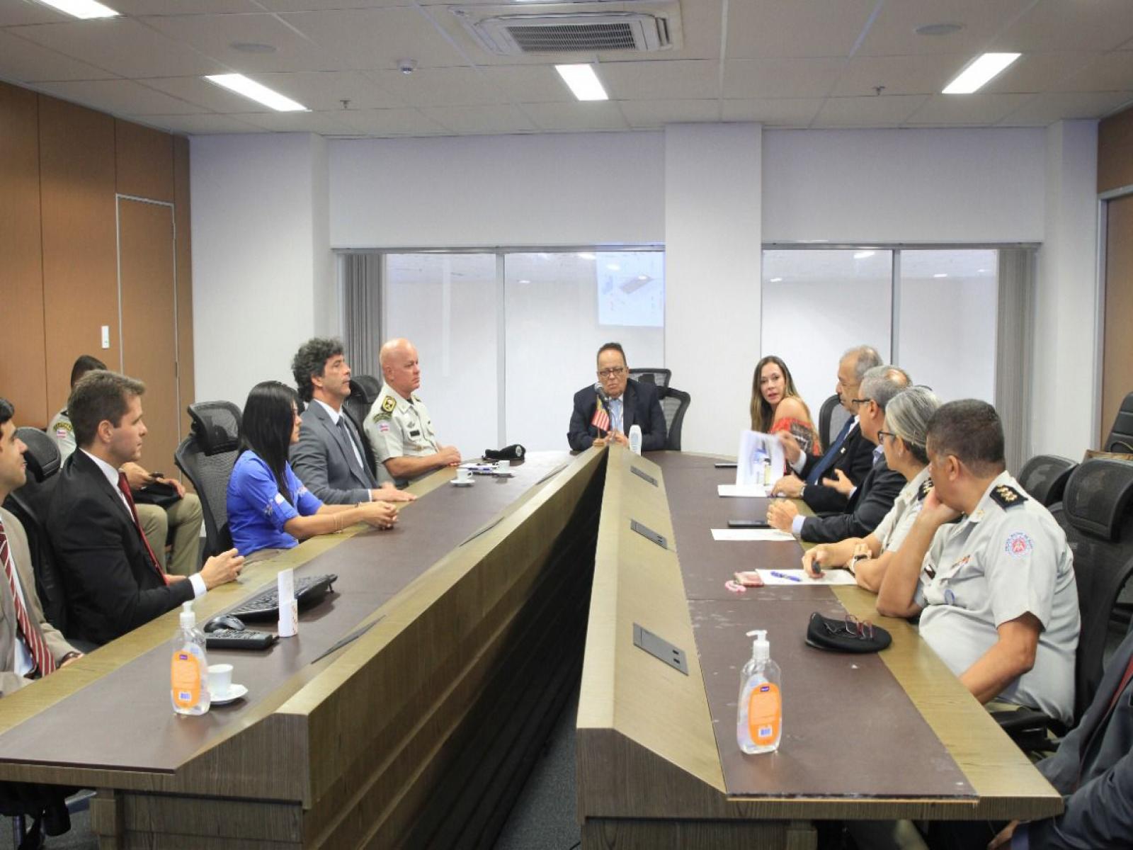 Reunião estabelece instalação de sete centrais provisórias de custódia de vestígios de crime na Bahia