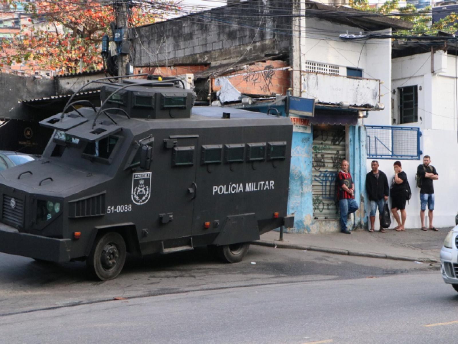 Polícia do RJ confirma 18 mortes em operação no Complexo do Alemão