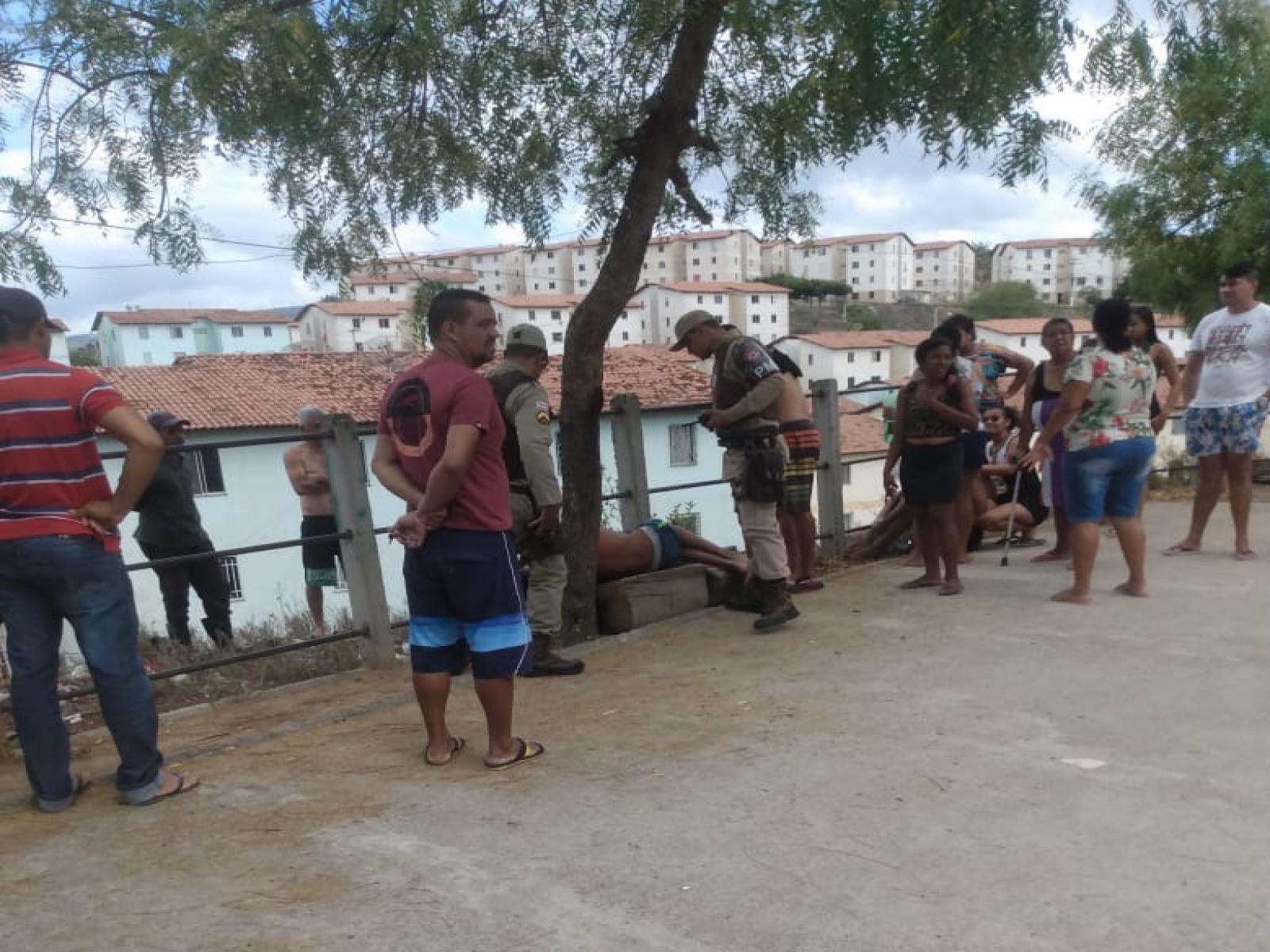 Leur Lomanto Jr lamenta casos de violência em Jequié e cobra mudanças na política de segurança do Governo do estado