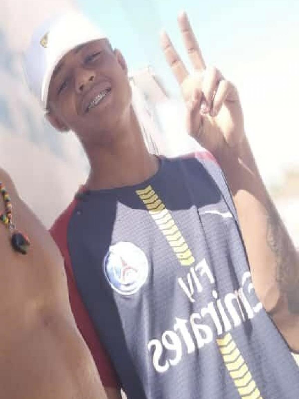 Jovem assassinado a tiros no Pau Ferro