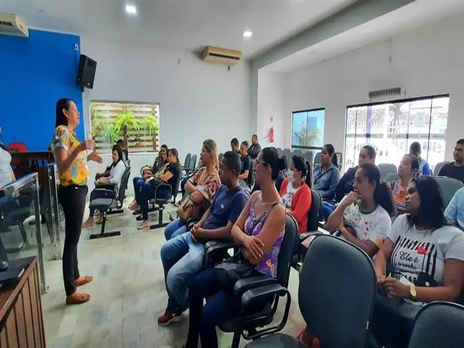 Prefeitura de Jitaúna, através da Secretaria de Educação implantam primeira etapa de sistematização da rede pública municipal