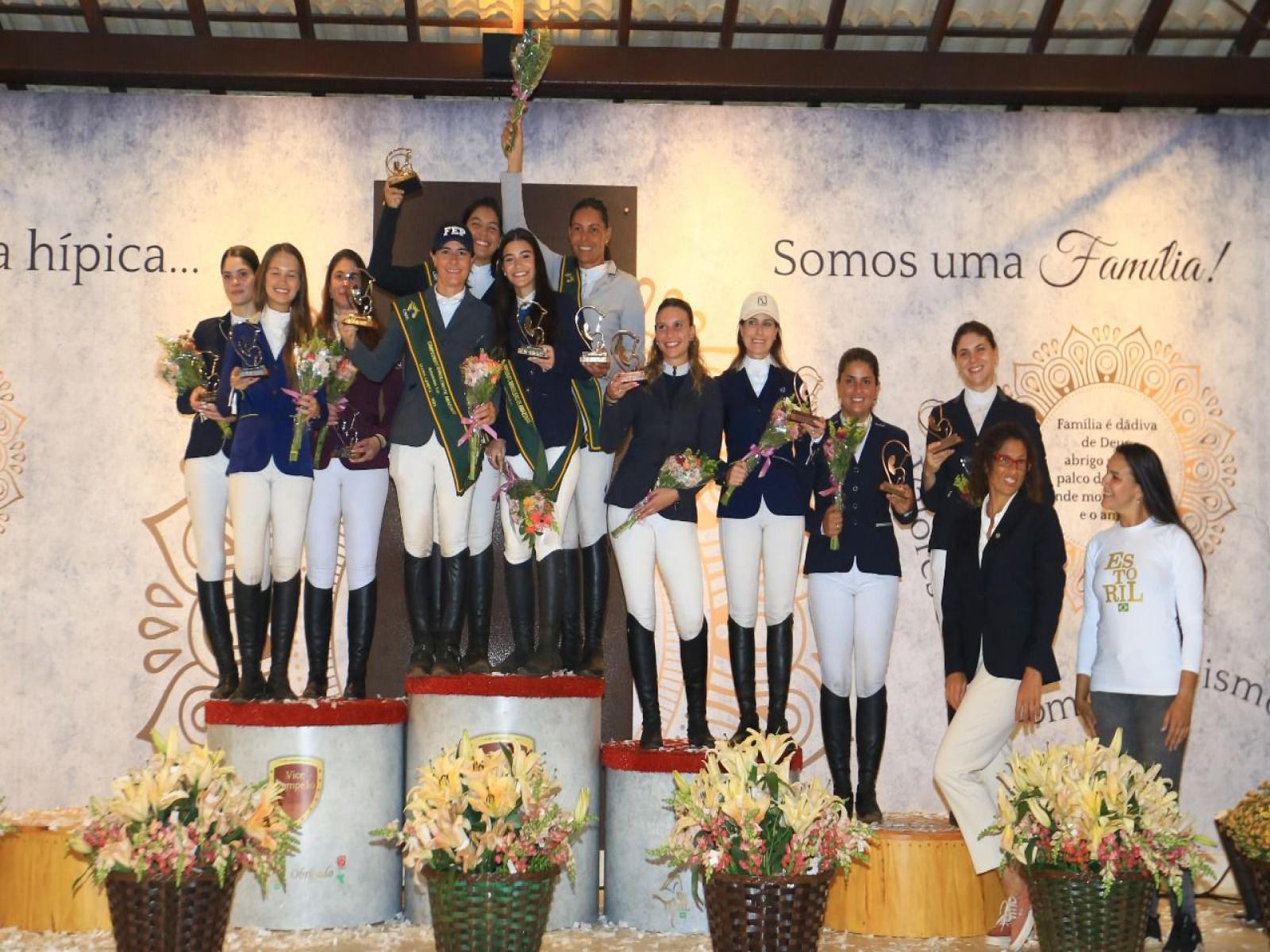 Campeonato nacional de hipismo exclusivo para mulheres é realizado na Bahia