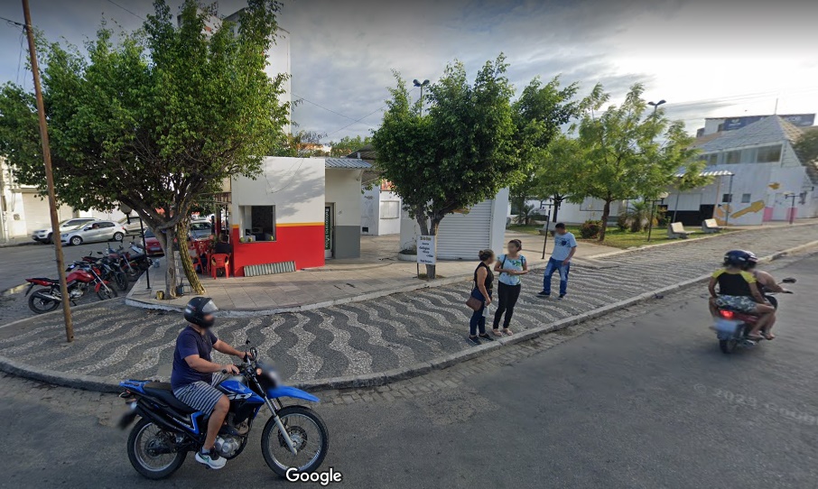 Vereador Soldado Gilvan propõe a modernização da Praça Luiz Viana Vereador Soldado Gilvan propõe a modernização da Praça Luiz Viana