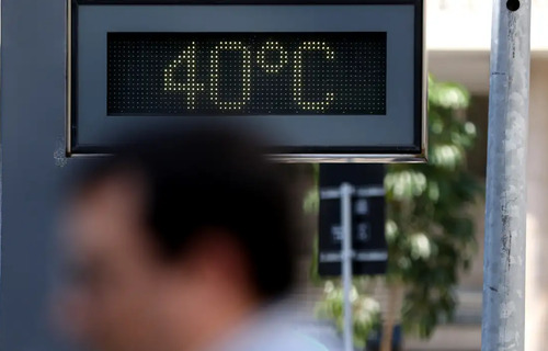 Altas temperaturas fazem com que consumo de energia aumente nas casas Altas temperaturas fazem com que consumo de energia aumente nas casas