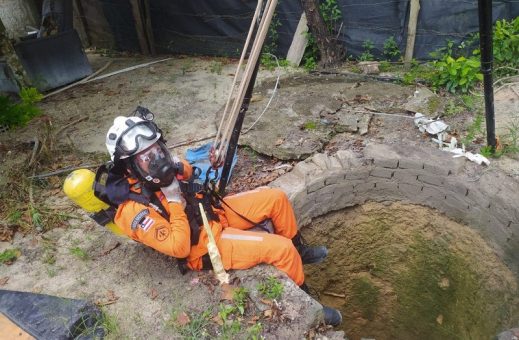 Eunápolis: Homem morre após entrar em cisterna de 27 metros para resgatar celular Eunápolis: Homem morre após entrar em cisterna de 27 metros para resgatar celular