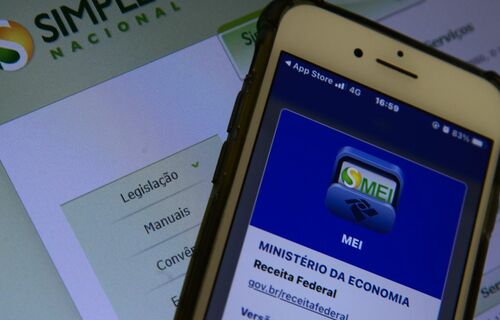 MEIs de todo o Brasil já podem emitir Nota Fiscal de Serviço Eletrônica no padrão nacional MEIs de todo o Brasil já podem emitir Nota Fiscal de Serviço Eletrônica no padrão nacional