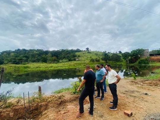 Prefeito de Jitaúna realiza visitas às obras em andamento por toda cidade