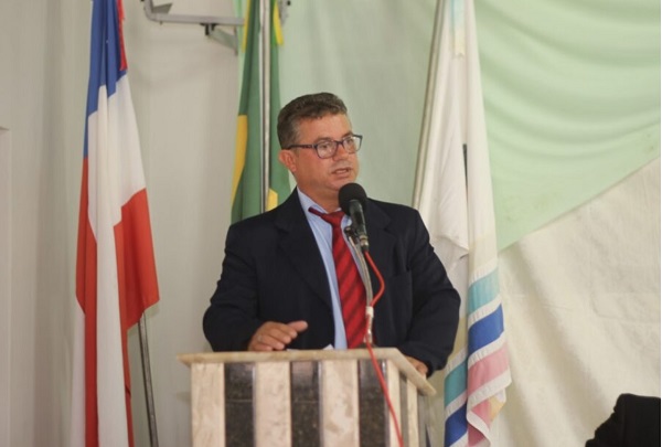 VEREADOR DE VÁRZEA DA ROÇA PUNIDO POR ABUSO COM DIÁRIAS VEREADOR DE VÁRZEA DA ROÇA PUNIDO POR ABUSO COM DIÁRIAS
