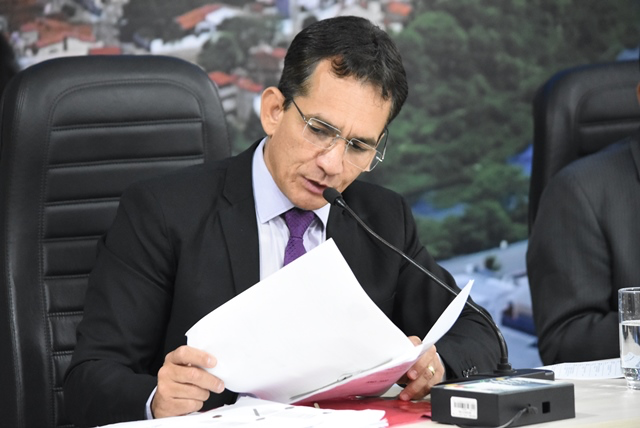 Requalificação total da Av. Lomanto Júnior é solicitada pelo vereador Gutinha Requalificação total da Av. Lomanto Júnior é solicitada pelo vereador Gutinha
