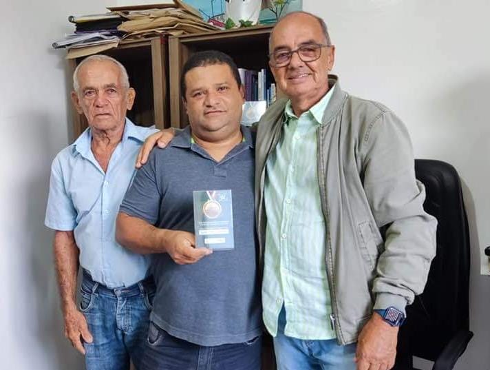 ITAGI: SAULO É CONFIRMADO COMO PRÉ-CANDIDATO A PREFEITO ITAGI: SAULO É CONFIRMADO COMO PRÉ-CANDIDATO A PREFEITO