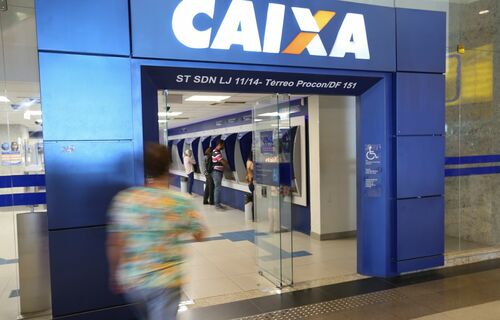 Agências da Caixa vão abrir uma hora mais cedo nesta sexta-feira (21) Agências da Caixa vão abrir uma hora mais cedo nesta sexta-feira (21)