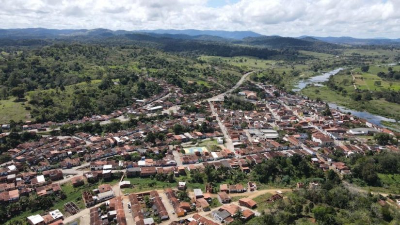 Barra do Rocha: Dois homens são assassinados a tiros na zona rural