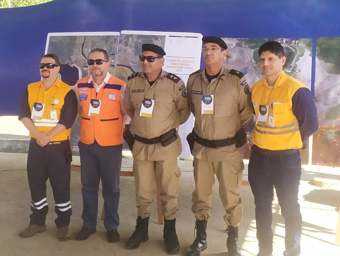 3° Pelotão da Polícia Rodoviária Estadual participou de treinamento emergencial na barragem de rejeitos da Mina Santa Rita 3° Pelotão da Polícia Rodoviária Estadual participou de treinamento emergencial na barragem de rejeitos da Mina Santa Rita