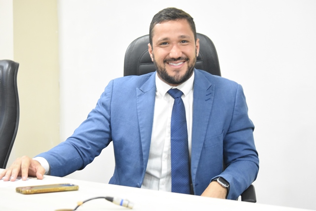 Bui Bulhões sugere aquisição de equipamentos para atender alunos com hipersensibilidade auditiva Bui Bulhões sugere aquisição de equipamentos para atender alunos com hipersensibilidade auditiva