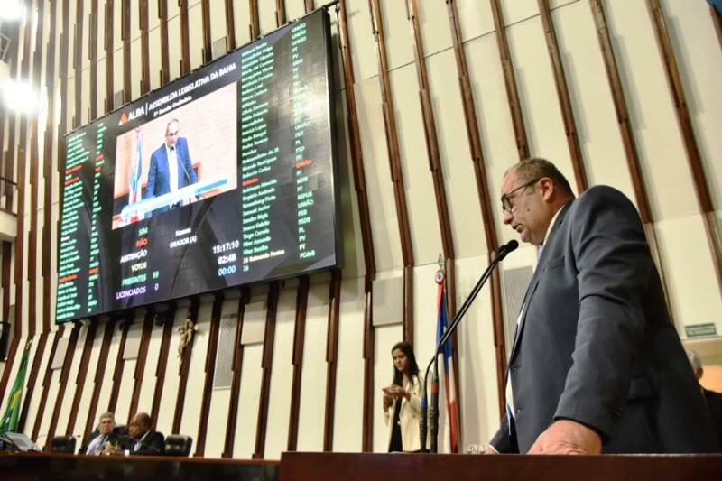 Hassan destaca importância dos municípios e afirma que vai lutar pelo desenvolvimento da Bahia Hassan destaca importância dos municípios e afirma que vai lutar pelo desenvolvimento da Bahia