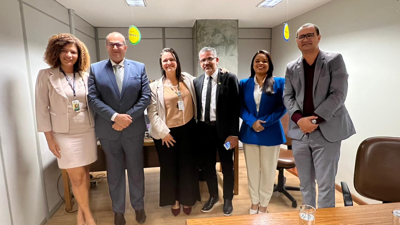 Deputado Hassan solicita implantação da plataforma Transferegov na Bahia Deputado Hassan solicita implantação da plataforma Transferegov na Bahia