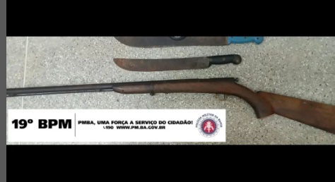 Santa Inês: homem enfurecido ataca vizinhos e enfrentou a polícia Santa Inês: homem enfurecido ataca vizinhos e enfrentou a polícia