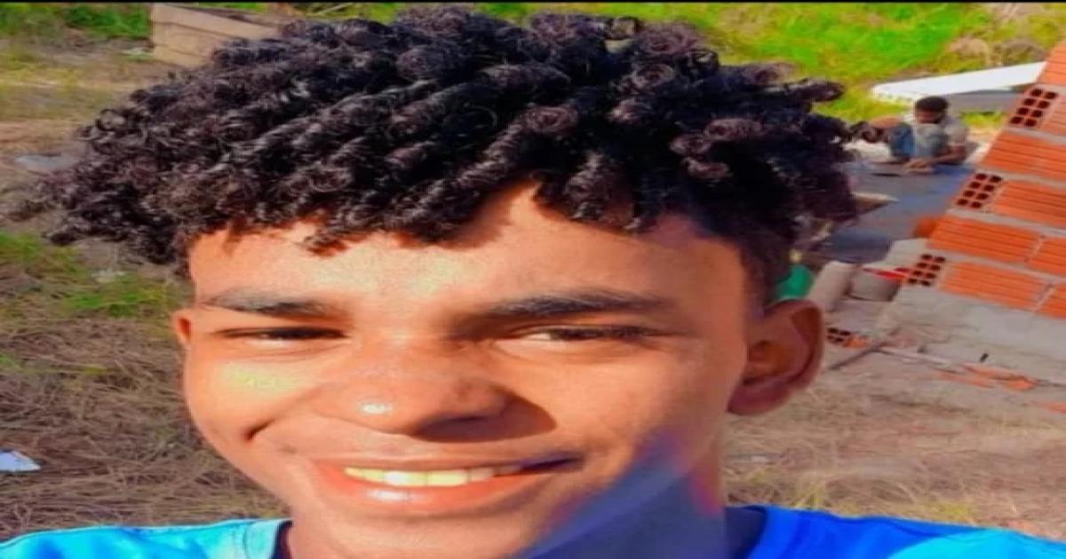 Boia feita com câmara de ar furou e jovem morreu afogado