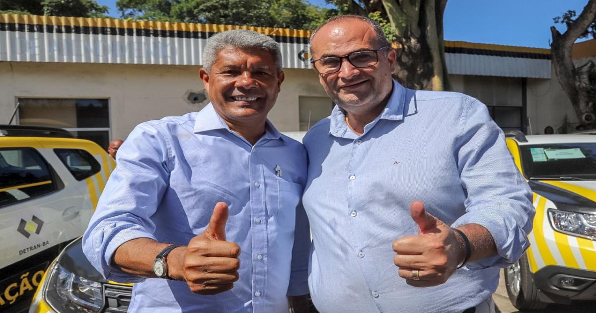 Deputado Hassan comemora entrega de novas viaturas às ciretrans e elogia ação do governo