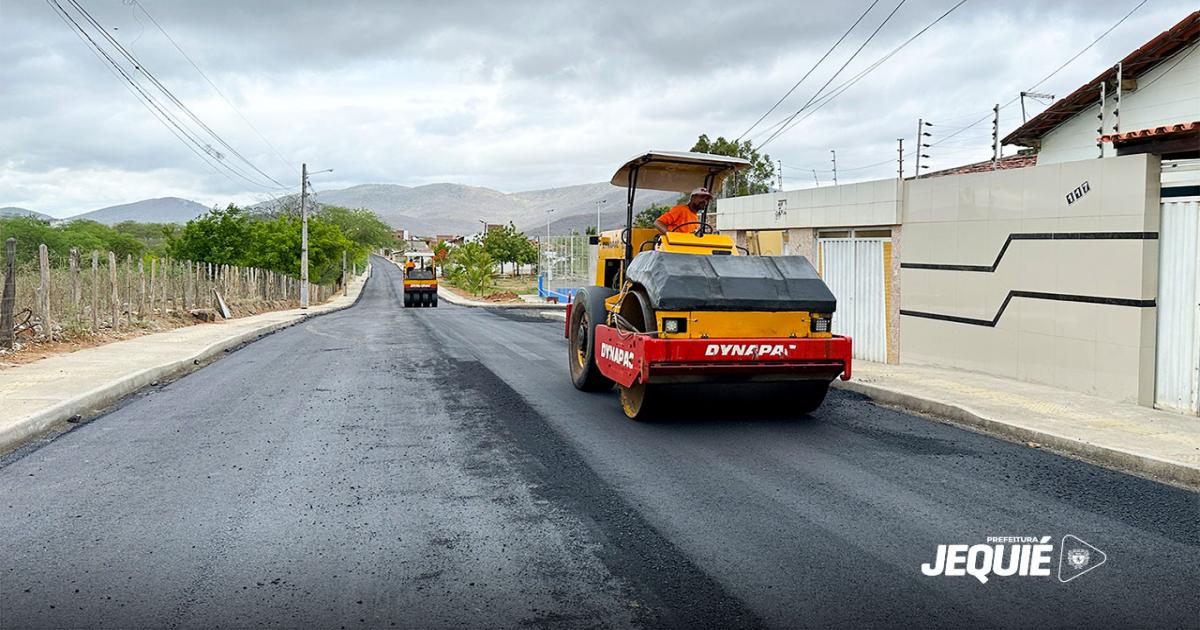 Prefeitura de Jequié inicia pavimentação asfáltica da Rua C, interligando Avenida Senhor do Bonfim a BR-330