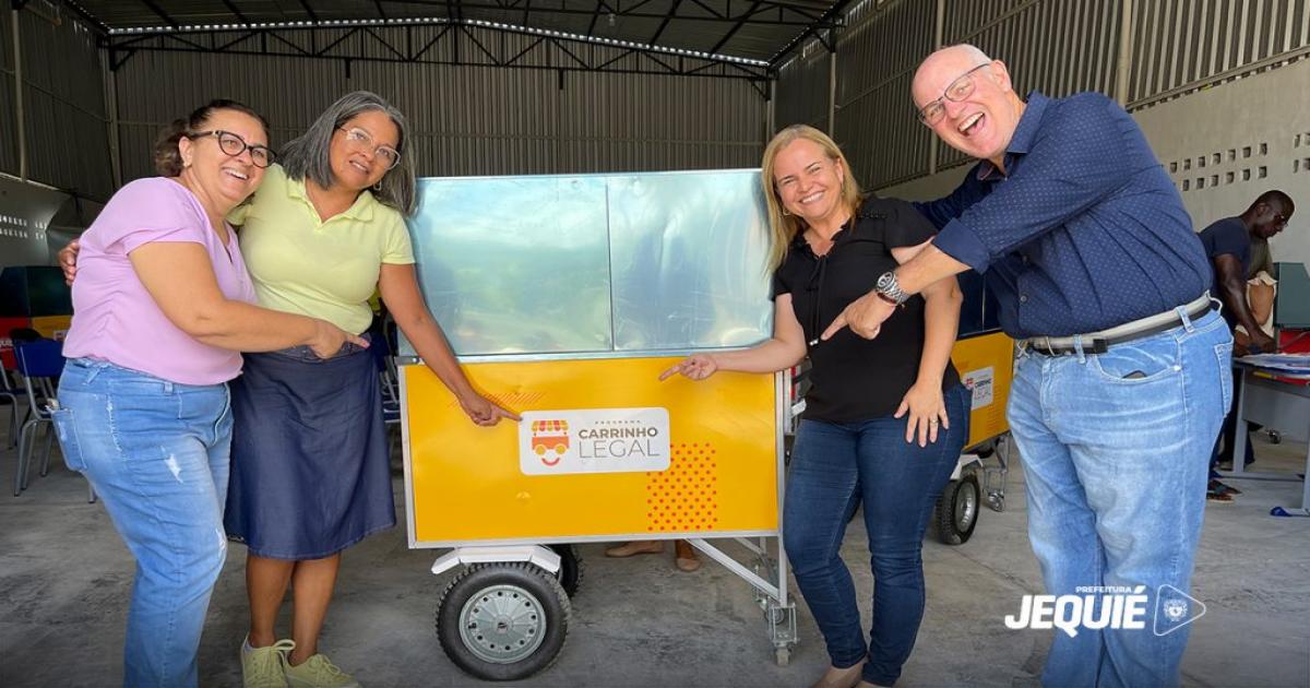 Prefeitura de Jequié realiza entrega novos carrinhos de lanches do Projeto Carrinho Legal