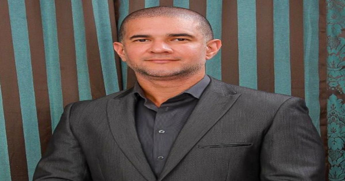 Empresário Lucas Prado inaugura farmácia e leva benefícios extras para Iramaia