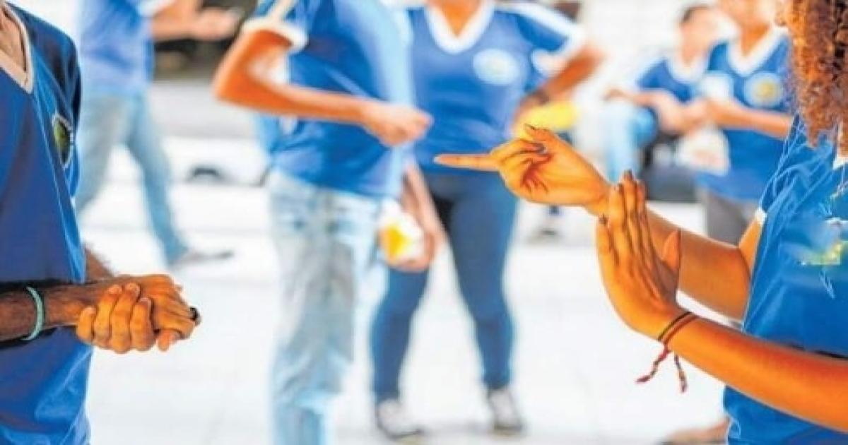 Estudantes com deficiência auditiva de Conde devem ter acesso à educação inclusiva após acordo