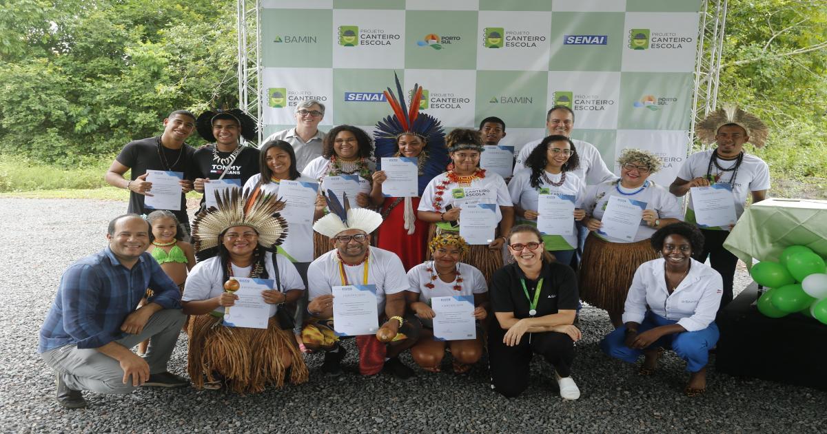 BAMIN e SENAI certificam 154 alunos que concluíram cursos no Projeto Canteiro Escola