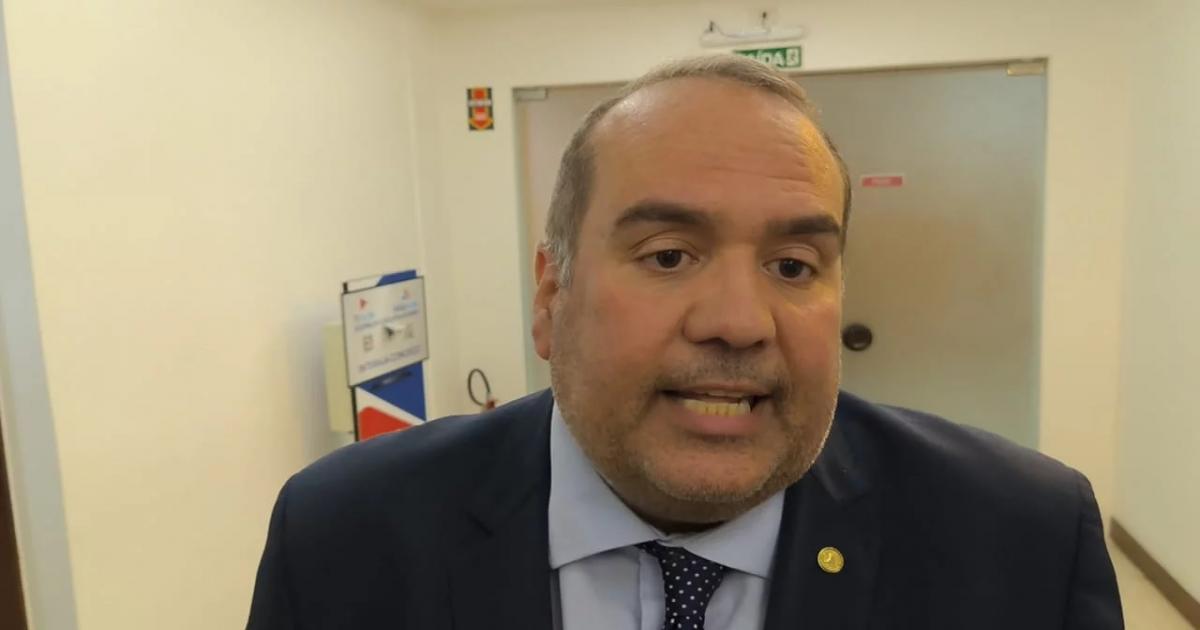 Sandro Régis abre o jogo sobre candidatura a prefeito e declara acerca de Salvador