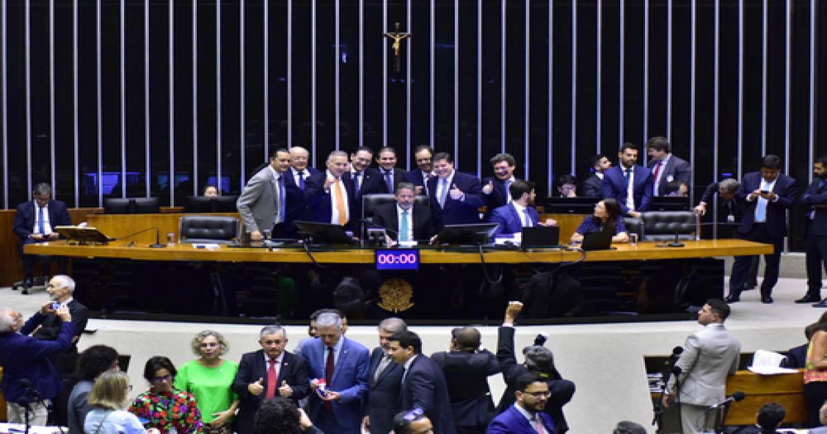 Câmara dos Deputados aprova texto final da reforma tributária