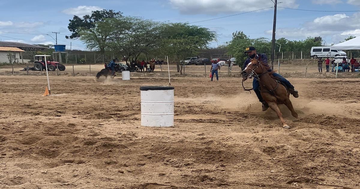 Com apoio da Prefeitura de Jequié, festa de equiprovas levou multidão ao Parque de Exposições