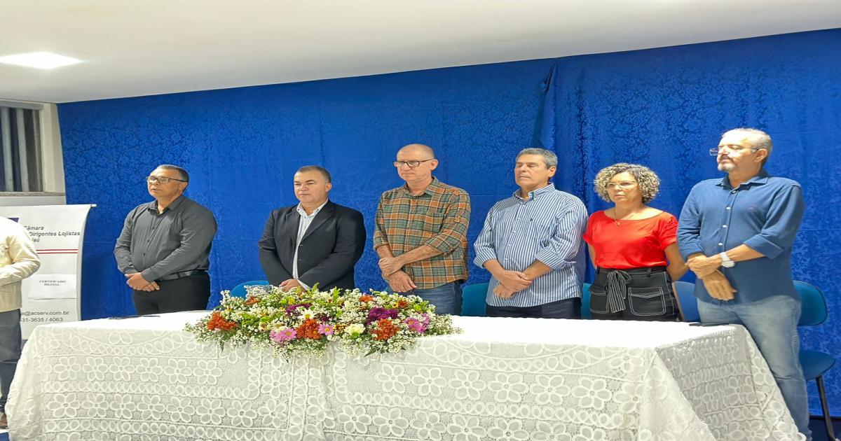 EMPOSSADA A NOVA DIRETORIA DA CDL DE IPIAÚ