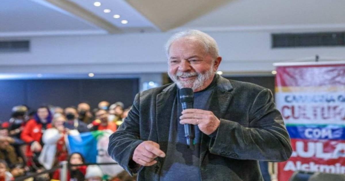 Absurdo, Lula volta a defender regulação dos meios de comunicação