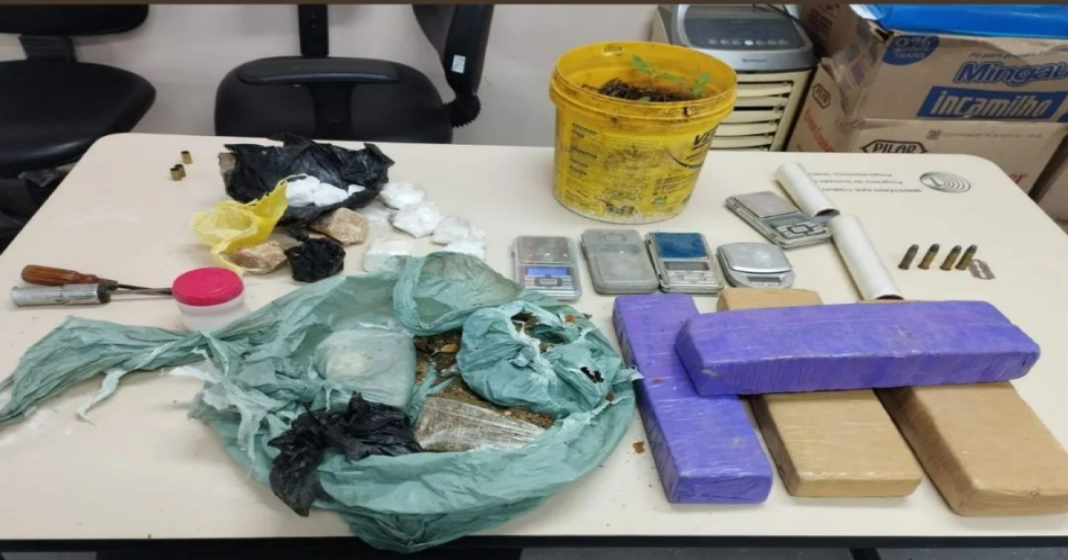 Operação da PM apreende drogas e munições em Jequié